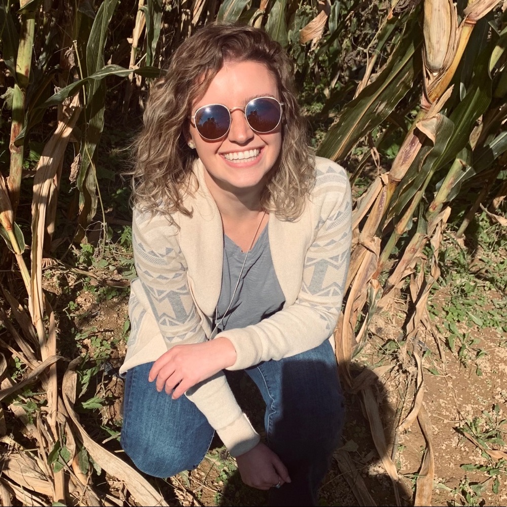 Meet your Posher, Jessica